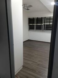 Blk 360 Yishun Jasmine (Yishun), HDB Executive #569767521